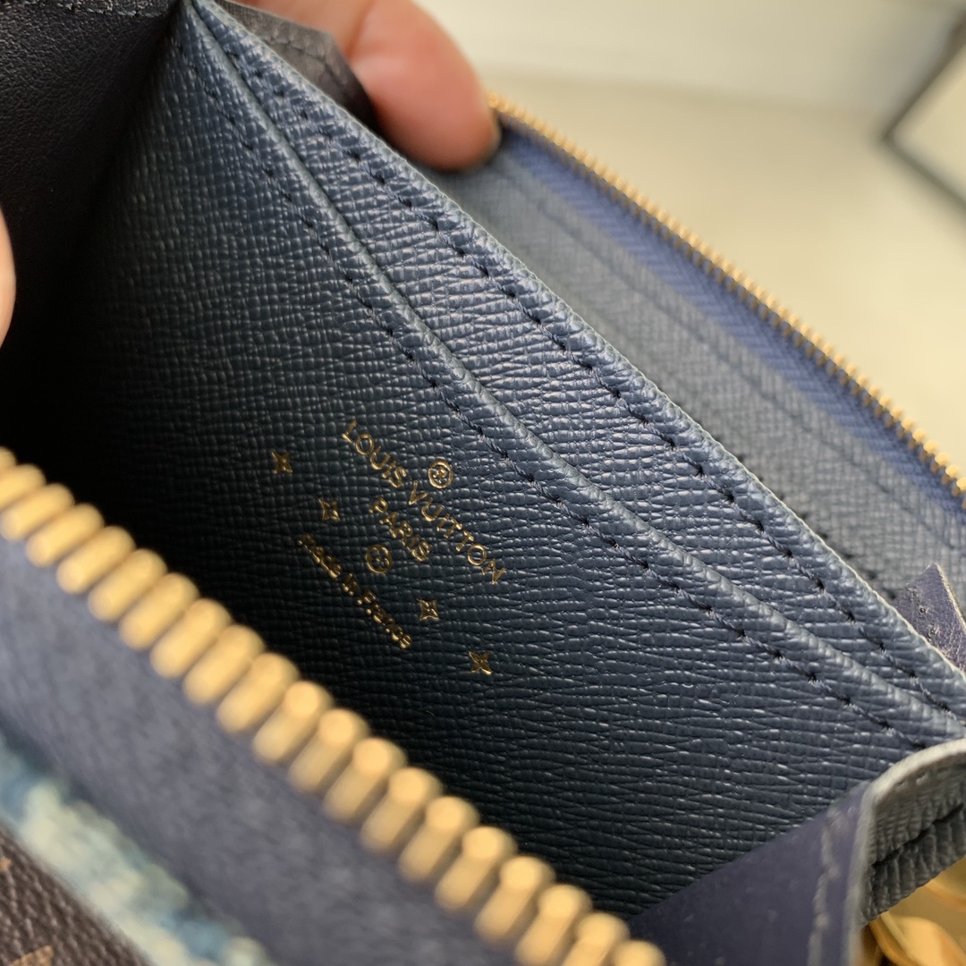 M82957精美藍色 牛仔帆布打造 mini零錢包單機包LV高仿精品網站批發零售