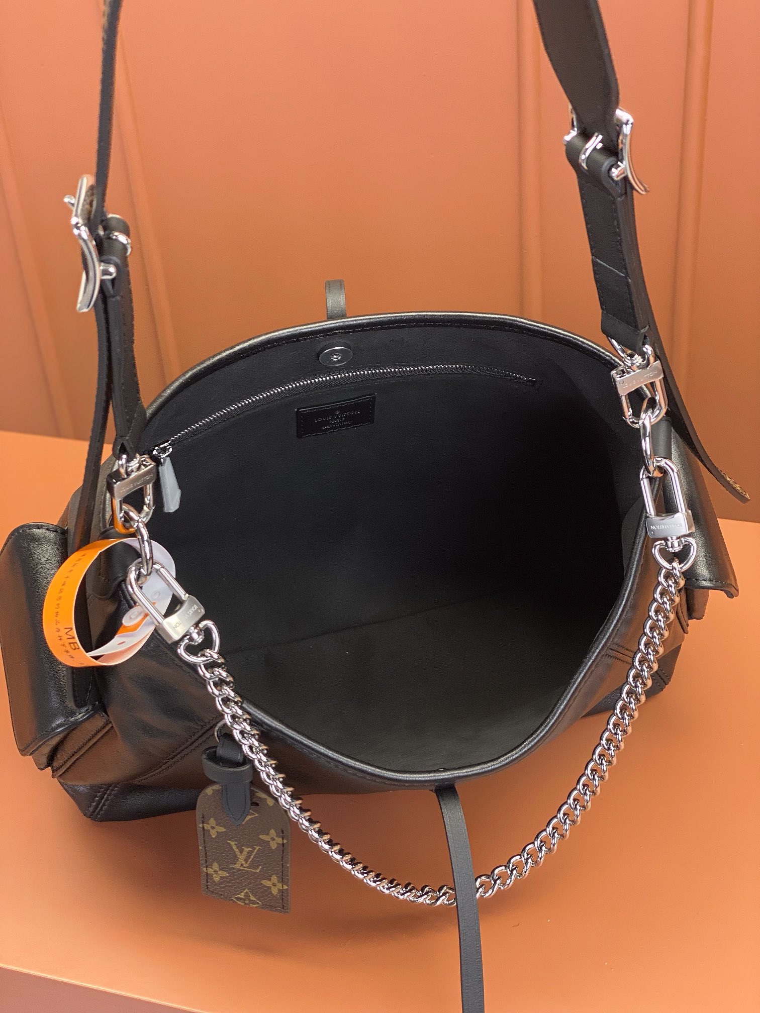 CARRYALL CARGO LV頂級高仿M24861 黑色包包