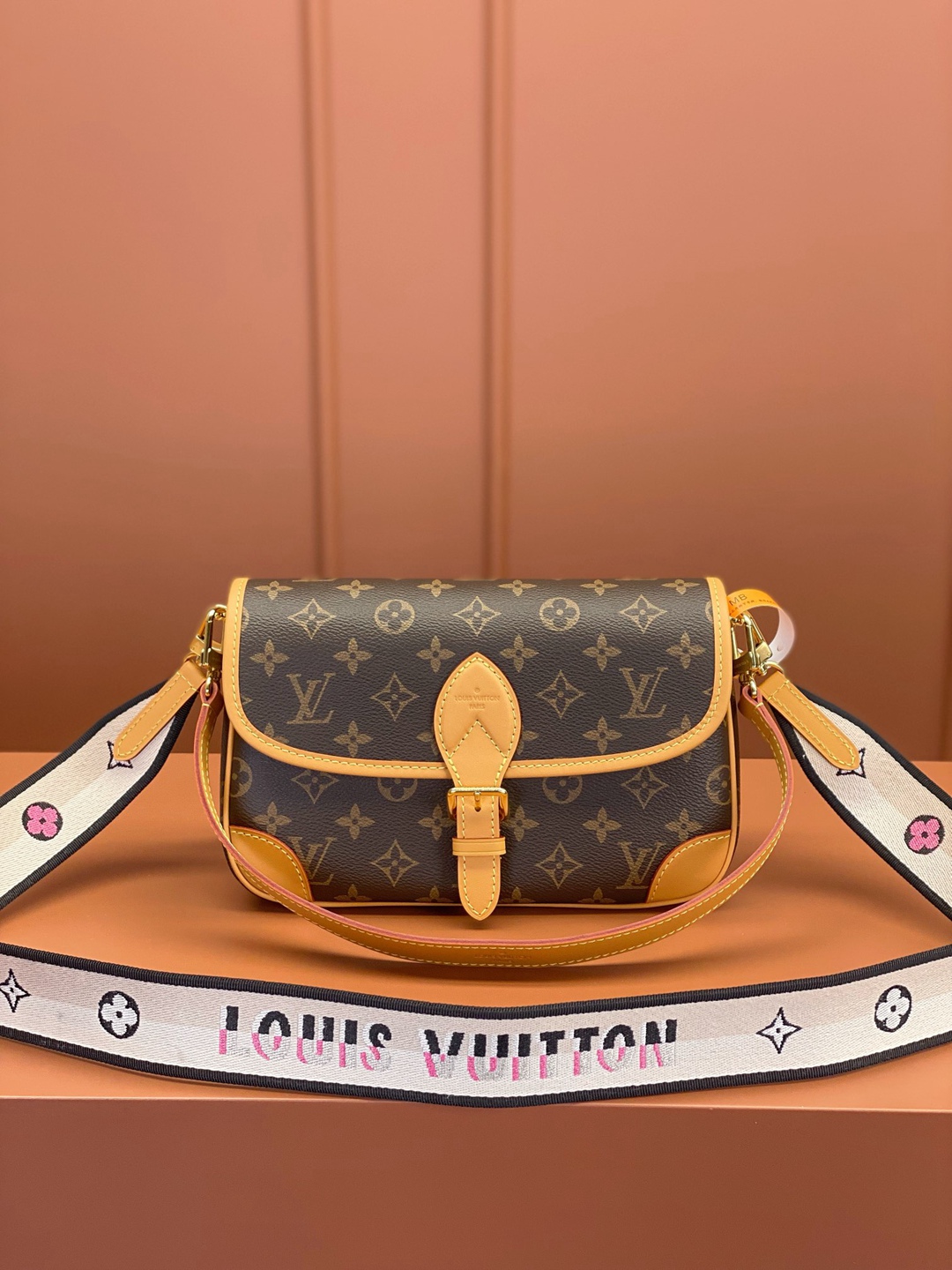 M45985 LVA貨DlANE手袋 單肩包 女款