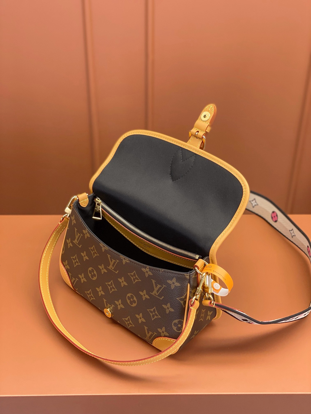 M45985 LVA貨DlANE手袋 單肩包 女款