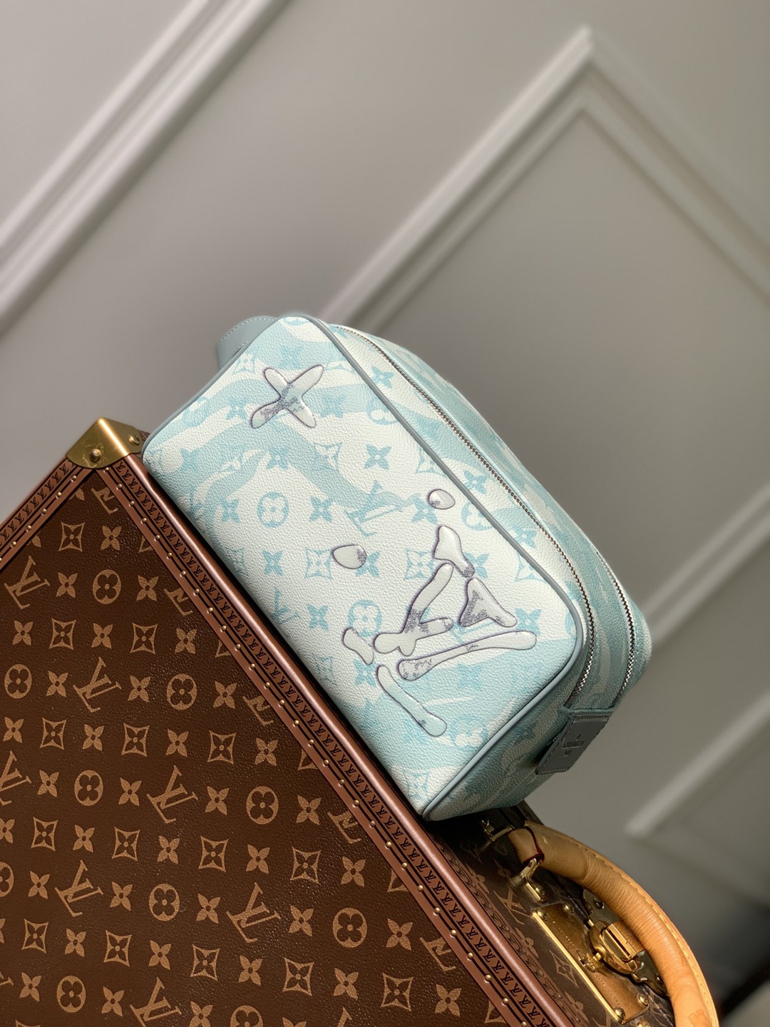 M82337 Dopp Kit LV 頂級A貨單肩包 洗漱包 28.0 x 15.0 x 16.5 厘