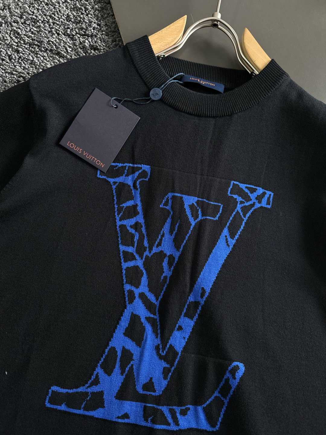 很精緻的印花 2024新品 LV 原單衣服 純棉圓領短袖T恤 白色