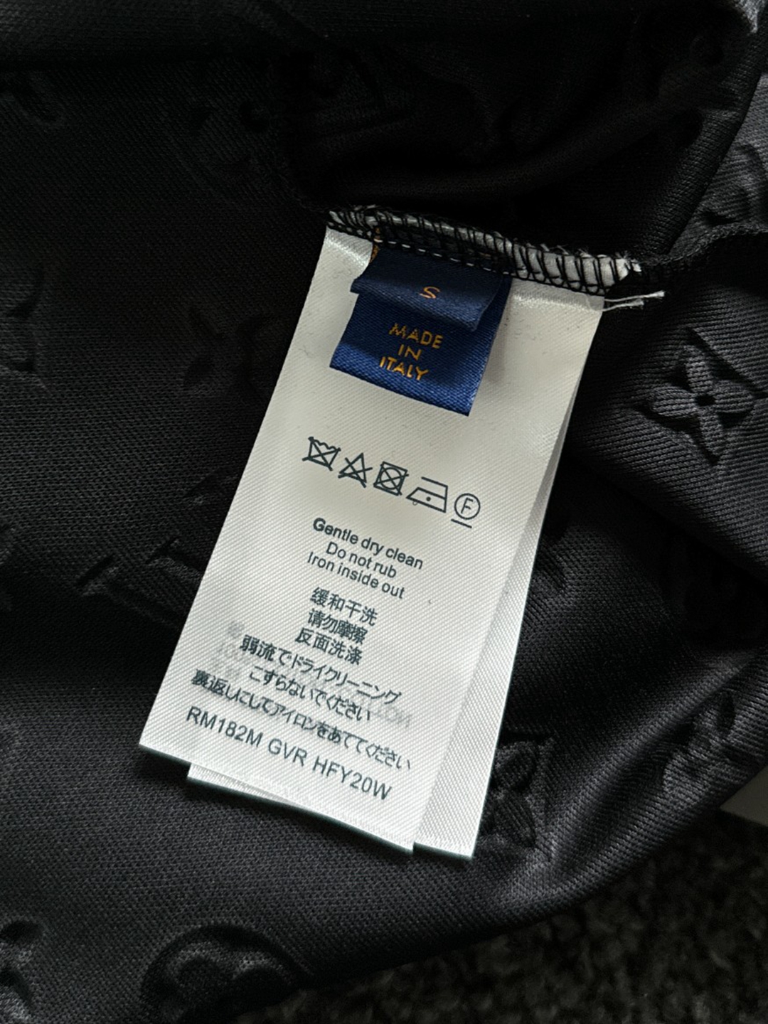 2024新品 獨特設計 圓領短袖純棉T恤 LV高仿衣服