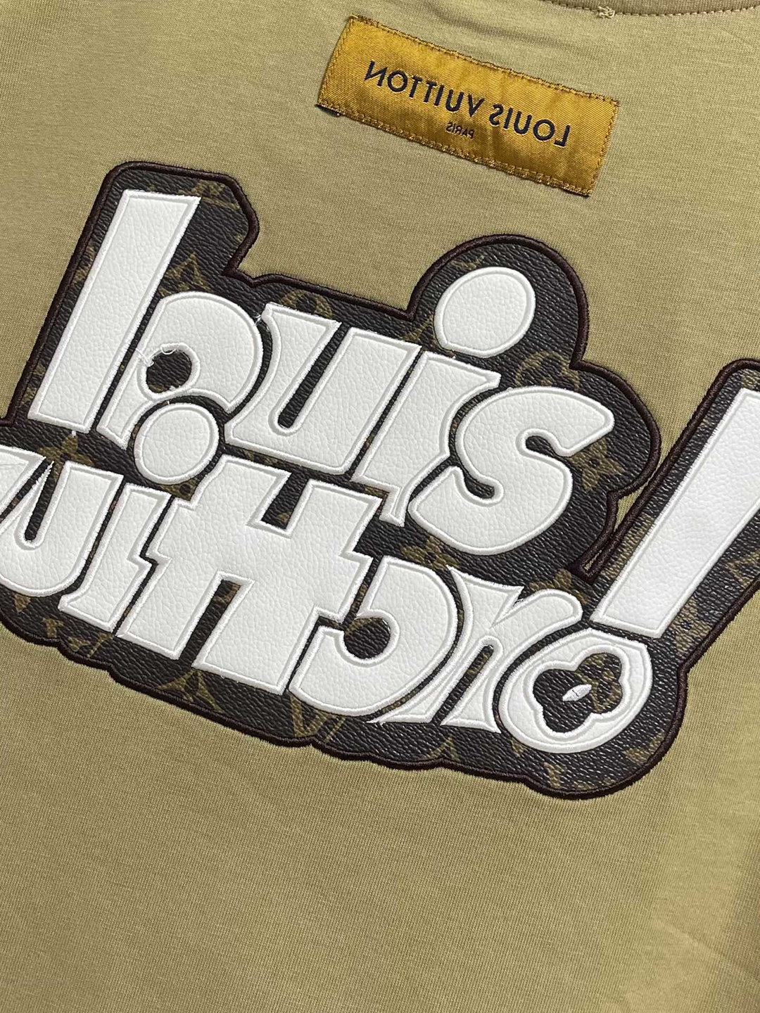 LV大logo設計 頂級原單衣服 圓領短袖T恤 男女同款