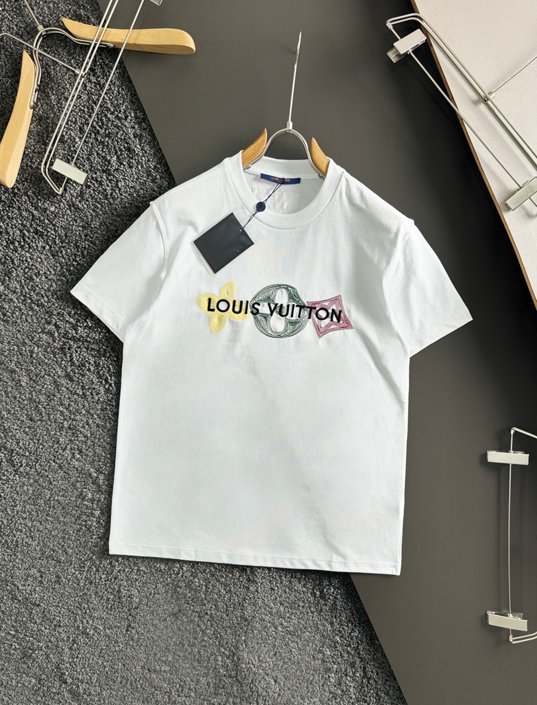 頂級原單LV衣服 新品純棉短袖T恤 Monogram圖案