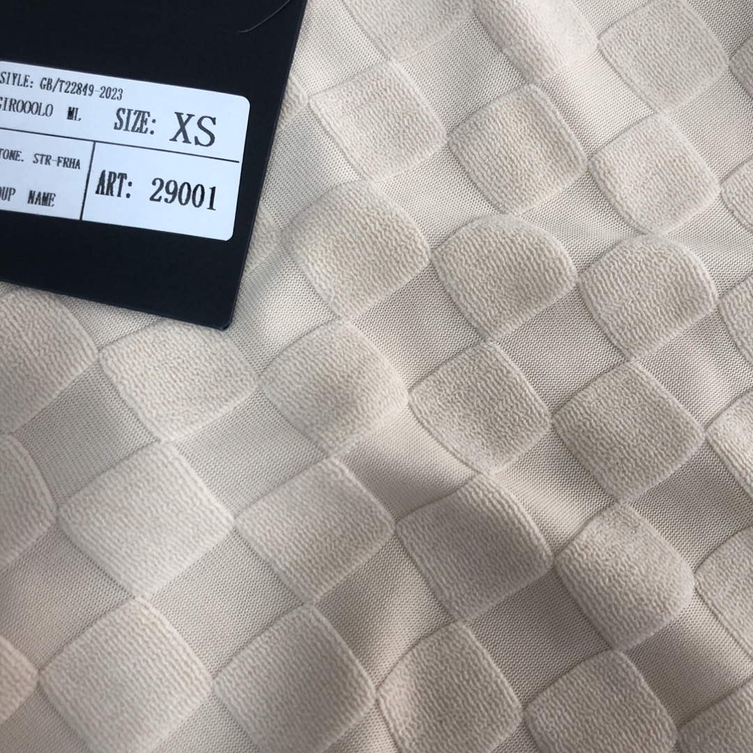 Louis vuitton/LV 高仿精品衣服 圓領短袖T恤 盤棋格設計