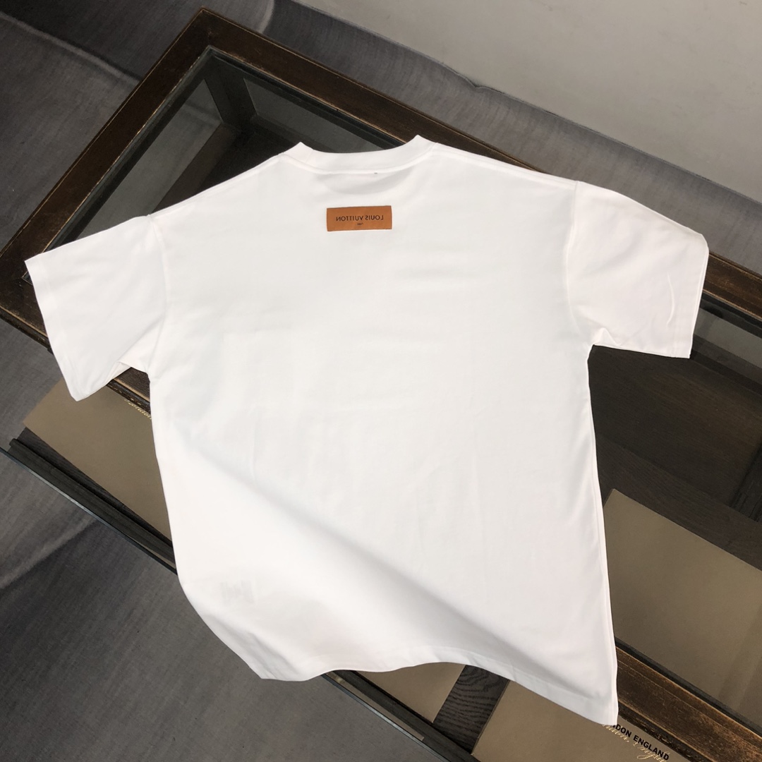 Louis vuitton/LV 胸前口袋 經典設計 高仿奢侈品衣服短袖T恤 男裝