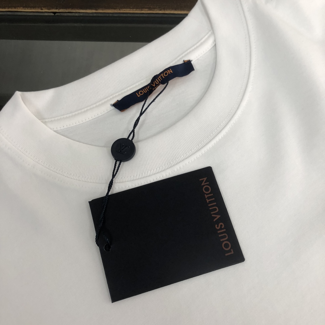 Louis vuitton/LV 胸前口袋 經典設計 高仿奢侈品衣服短袖T恤 男裝