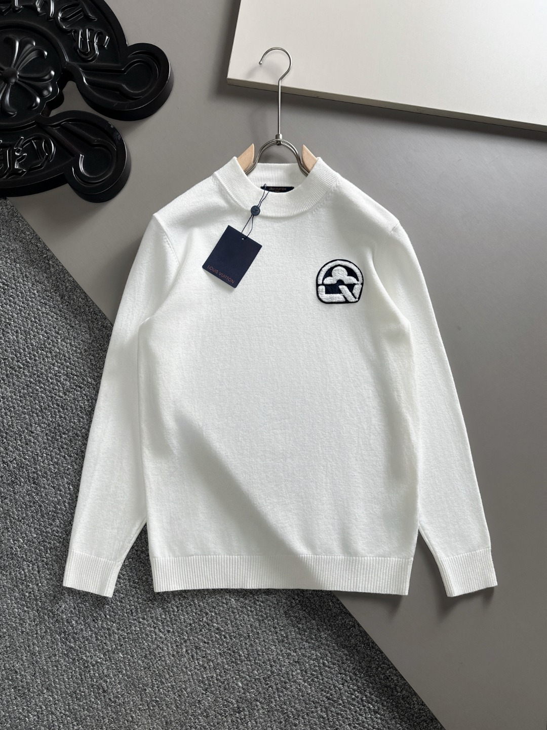 lv高仿精品衣服羊毛混紡高領毛衣