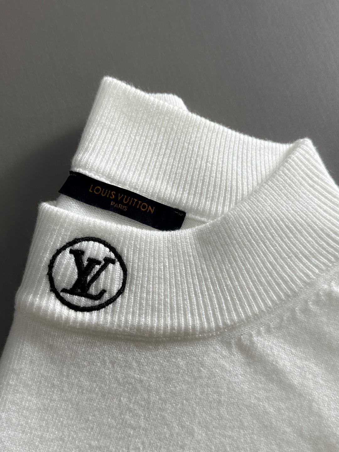 羊毛混紡LV原單衣服套頭毛衣薄款