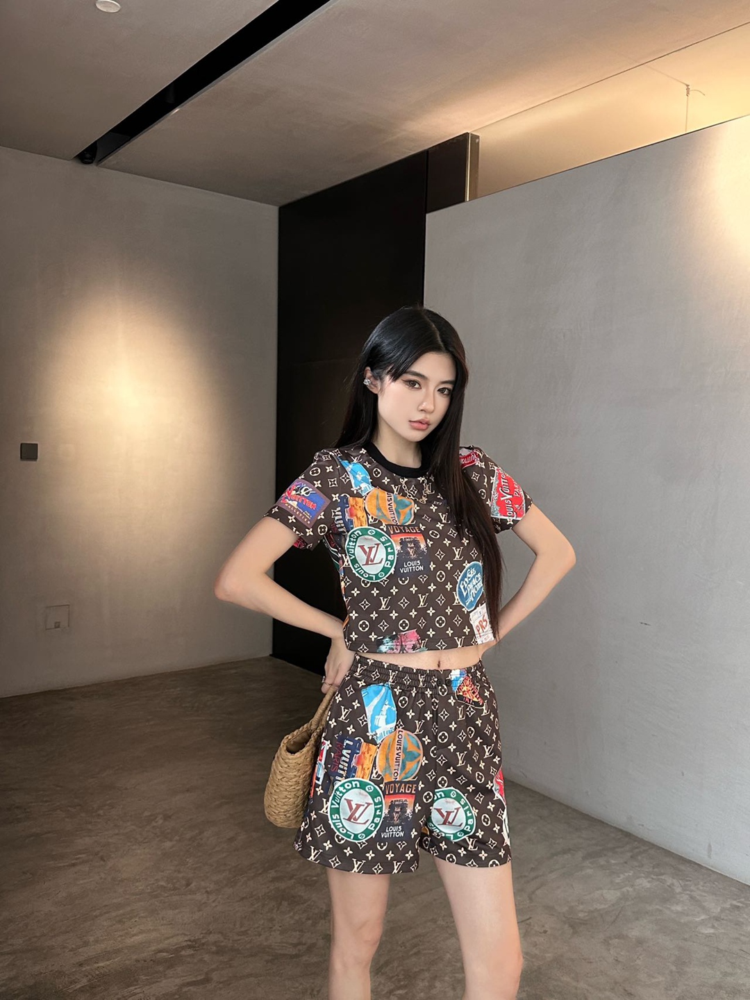 LOUIS VUITTON春夏高仿衣服鬆緊腰短褲 定制米那裡