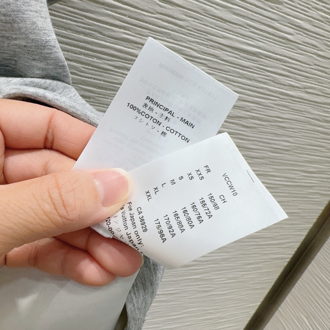 LOUIS VUITTONA貨衣服 極簡約休閒運動休閒套裝