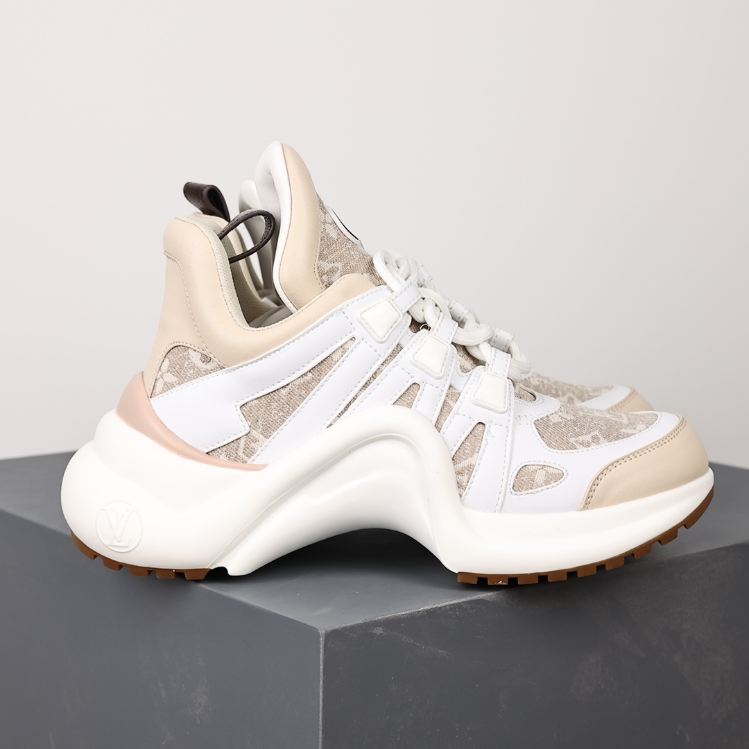 新品莆田鞋Louis Vuitton Archlight Sneakers 女款老爹鞋