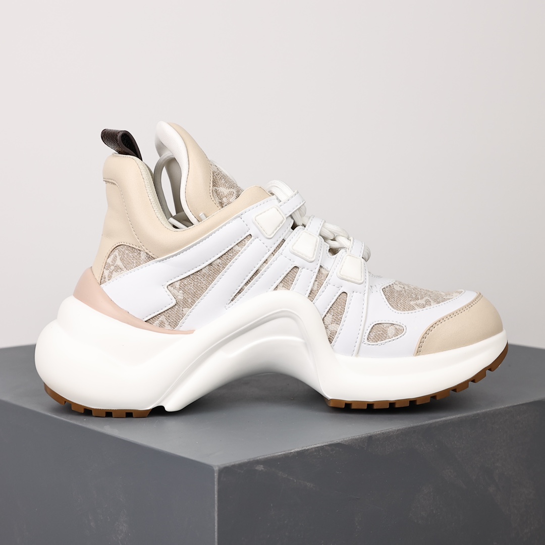新品莆田鞋Louis Vuitton Archlight Sneakers 女款老爹鞋