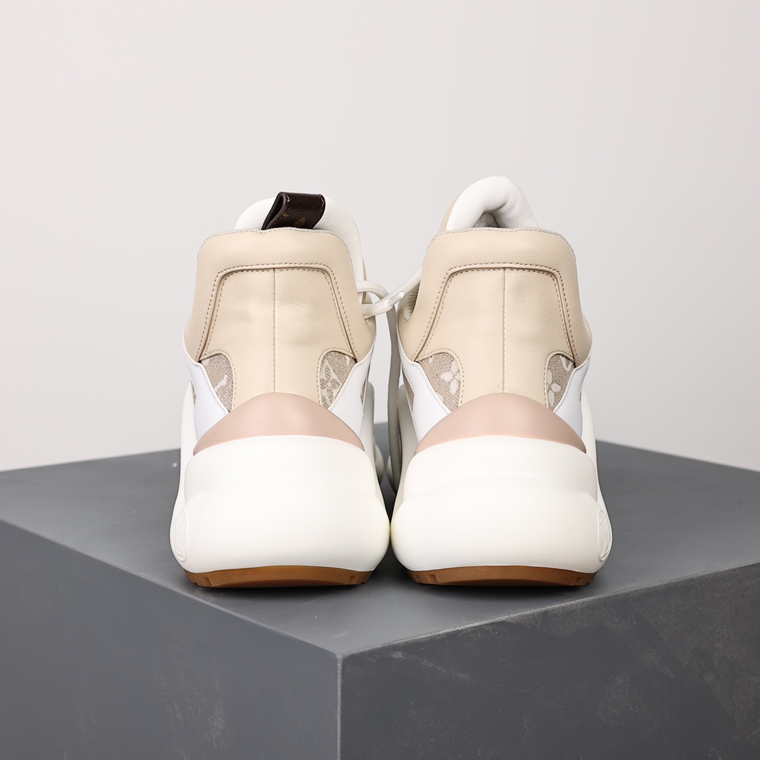 新品莆田鞋Louis Vuitton Archlight Sneakers 女款老爹鞋