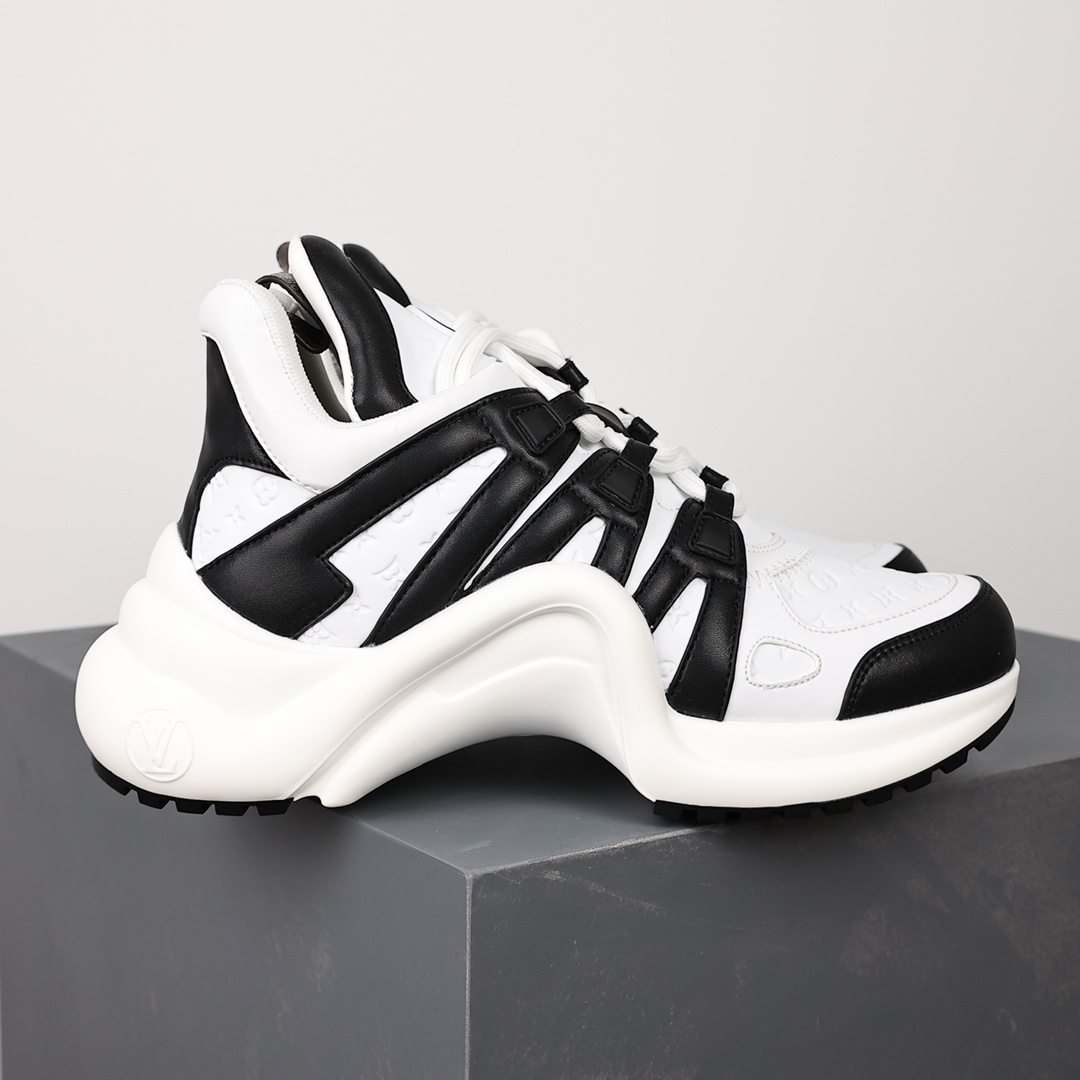 精品莆田高仿Louis Vuitton Archlight Sneakers 女款老爹鞋
