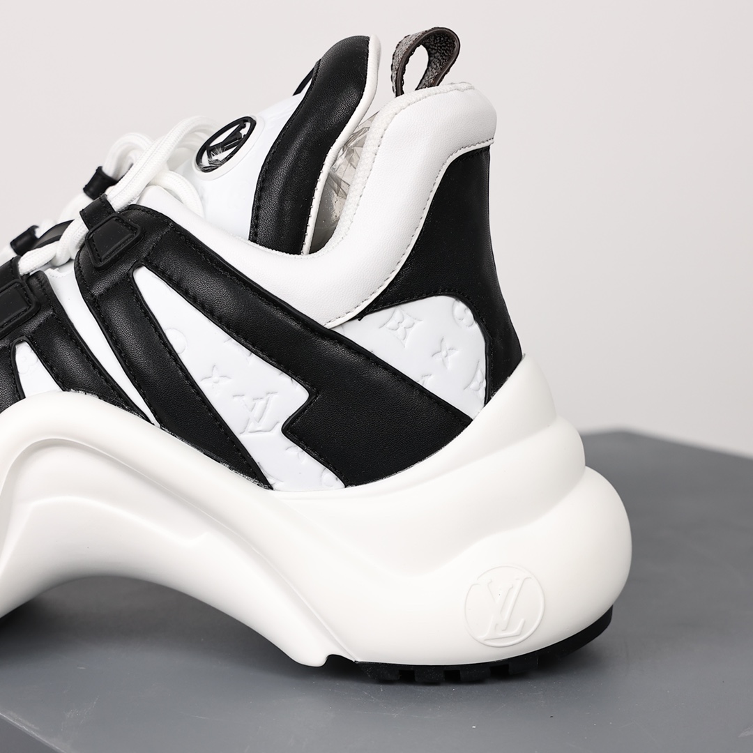 精品莆田高仿Louis Vuitton Archlight Sneakers 女款老爹鞋