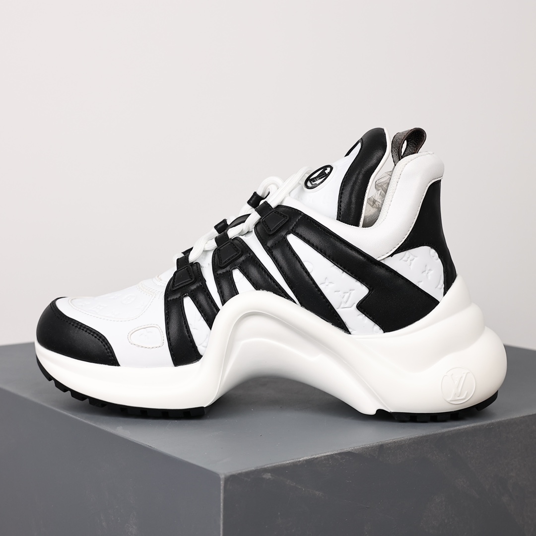 精品莆田高仿Louis Vuitton Archlight Sneakers 女款老爹鞋