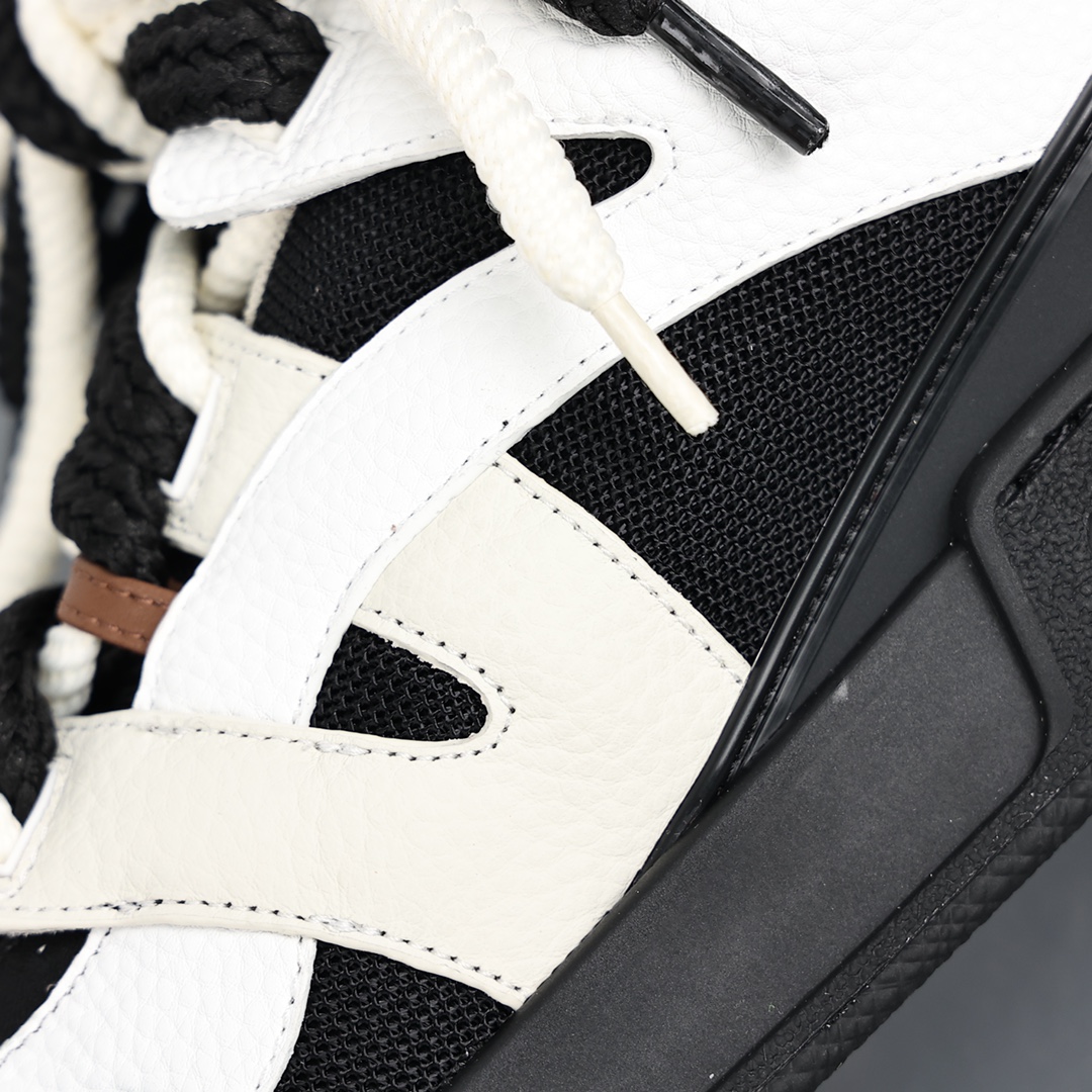 頂級原單LV男女同款面包鞋子Louis Vuitton Skate 1854 Low Sneaker