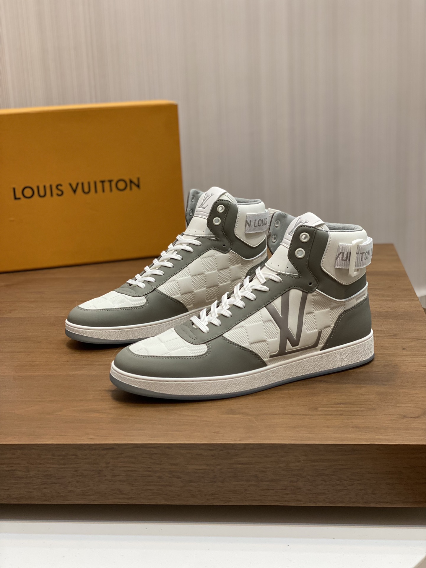 Louis Vuitton納帕皮一比一復刻頂級原單鞋 高幫鞋