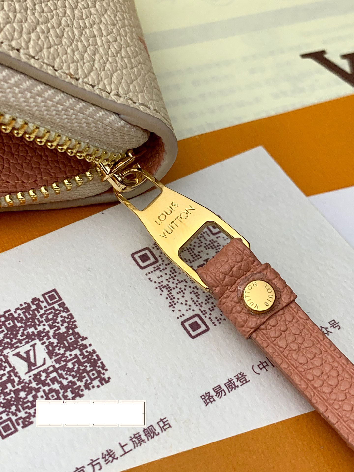 女款 真皮 拉鍊 迷你零錢包 錢夾 LV精品高仿包包