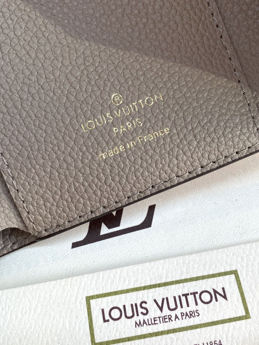 Victorine Monogram Empreinte M81861LV原單錢夾