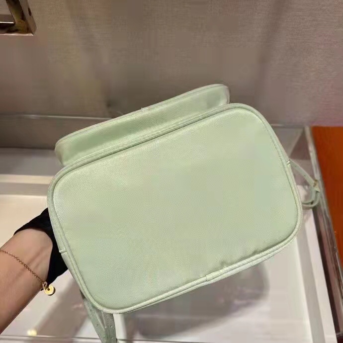一比一複刻普拉達包包 Prada Duet Re-Nylon 水桶袋 浅緑