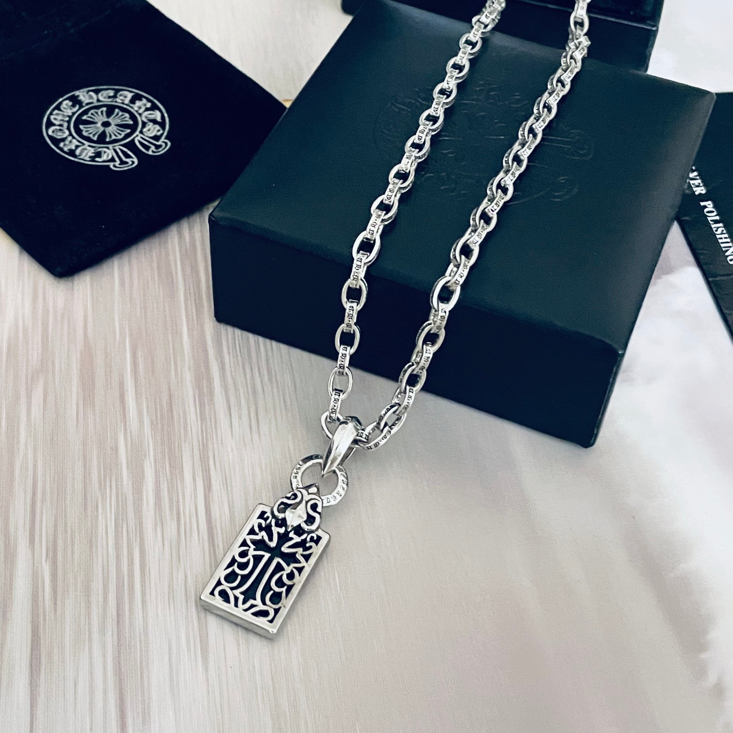 原單Chrome Hearts克羅心 十字架童軍花吊墜+Paper Chain經典5MM字母鏈