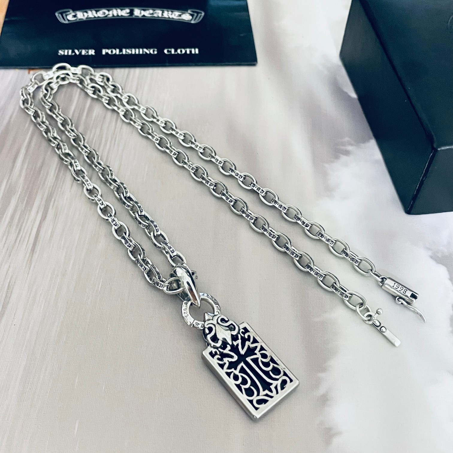 原單Chrome Hearts克羅心 十字架童軍花吊墜+Paper Chain經典5MM字母鏈