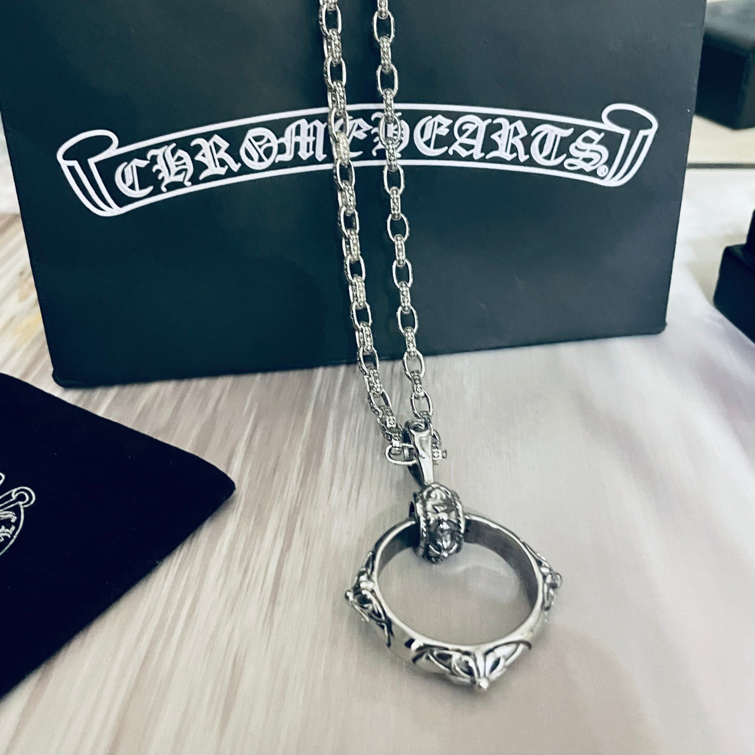 高仿複刻Chrome Hearts克羅心飾品 經典釦環十字花吊墜 字母項鍊