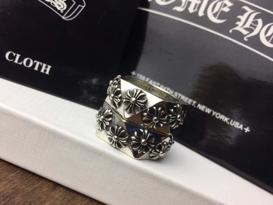 高仿1比1Chrome Hearts克羅心飾品 十字花五角形Pentagon切面戒指