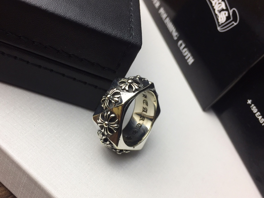 高仿1比1Chrome Hearts克羅心飾品 十字花五角形Pentagon切面戒指