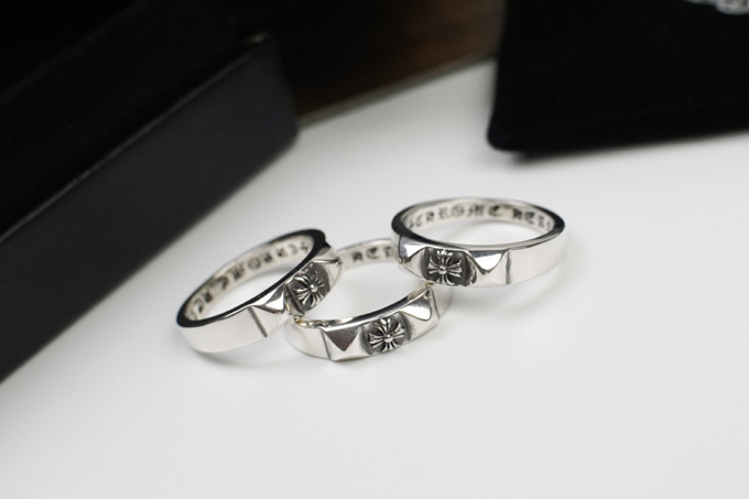 複刻高仿Chrome Hearts克羅心飾品 金字塔十字花戒指