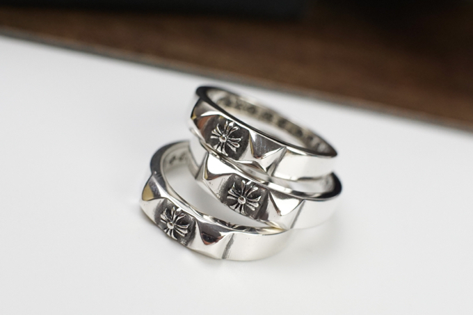 複刻高仿Chrome Hearts克羅心飾品 金字塔十字花戒指