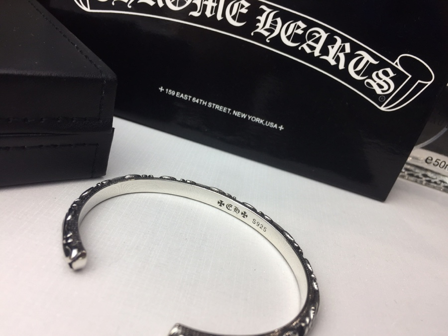一比一原單Chrome Hearts克羅心飾品 SBT滕花Scroll開口手鐲