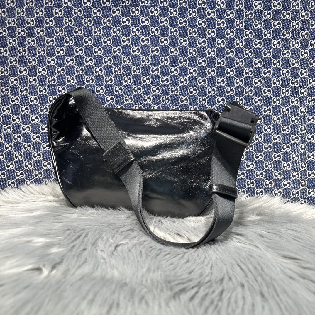 一比一専櫃複刻balenciaga巴黎世家包包 Explorer 黑色細紋羊皮革腰包