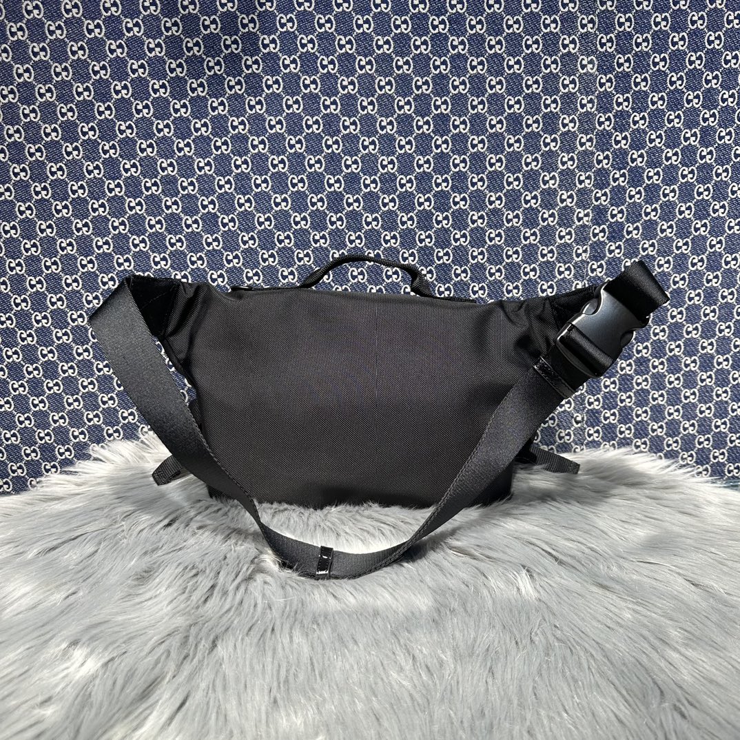 1比1専櫃複刻balenciaga巴黎世家包包 Army 黑色尼龍大號腰包