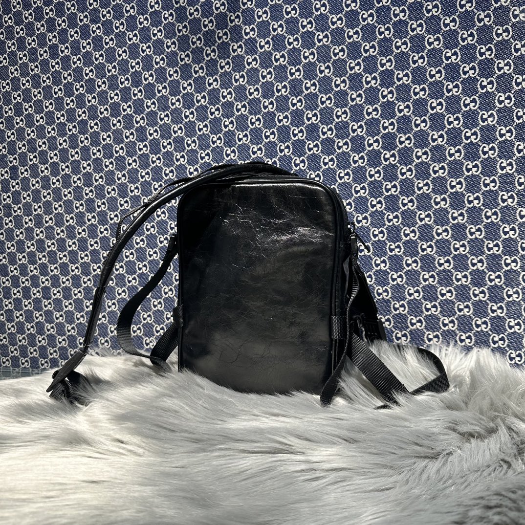 高仿原單balenciaga巴黎世家包包 Army 黑色牛皮 斜挎郵差包 小號