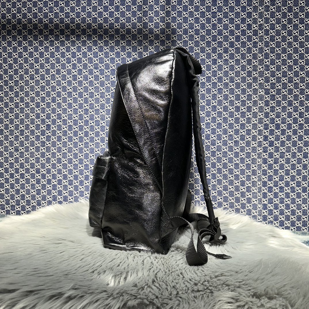 1比1専櫃複刻balenciaga巴黎世家 EXPLORER雙肩包
