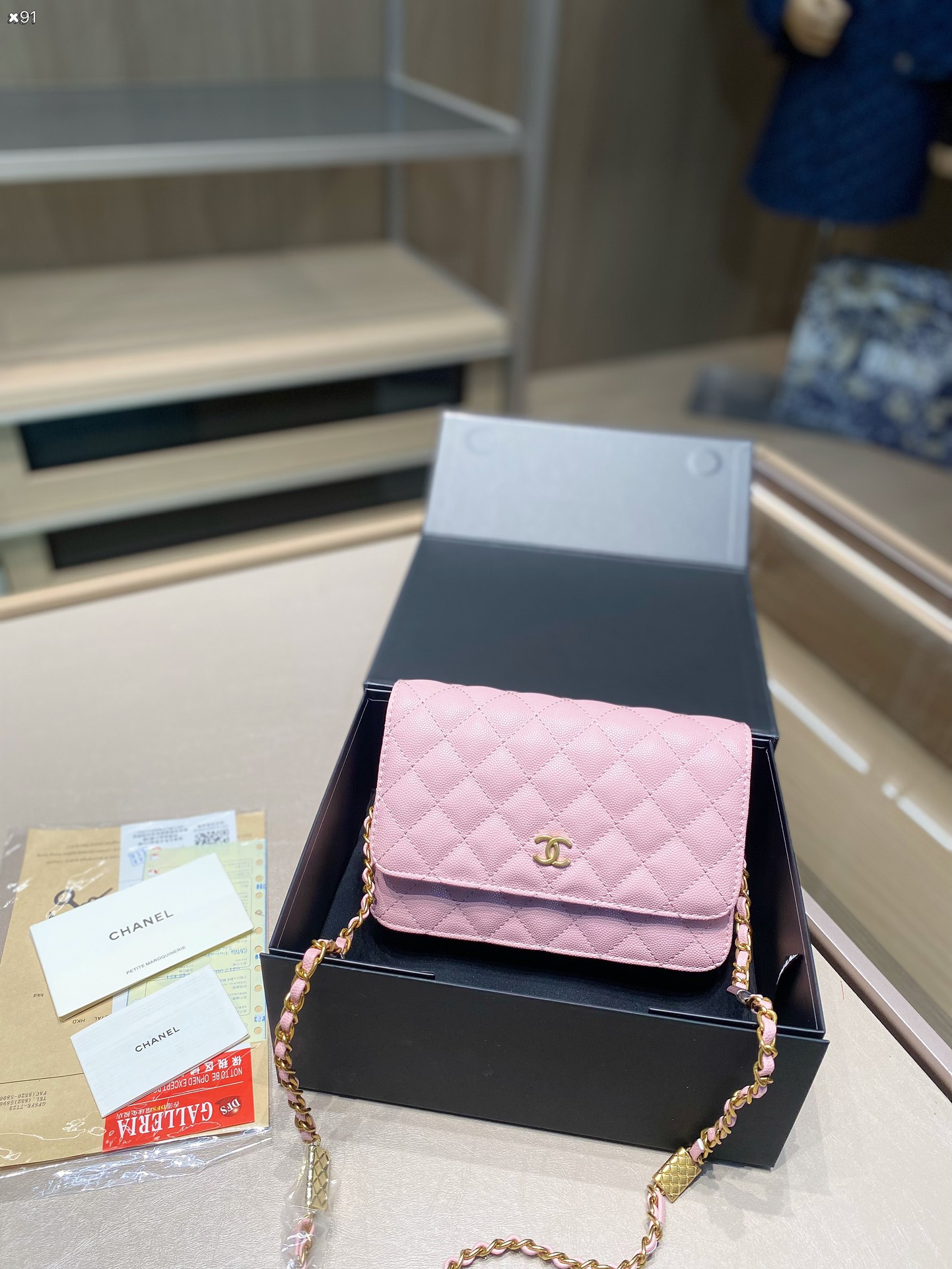 CHANEL香奈兒發財羊皮魚子醬面料高仿真皮包包