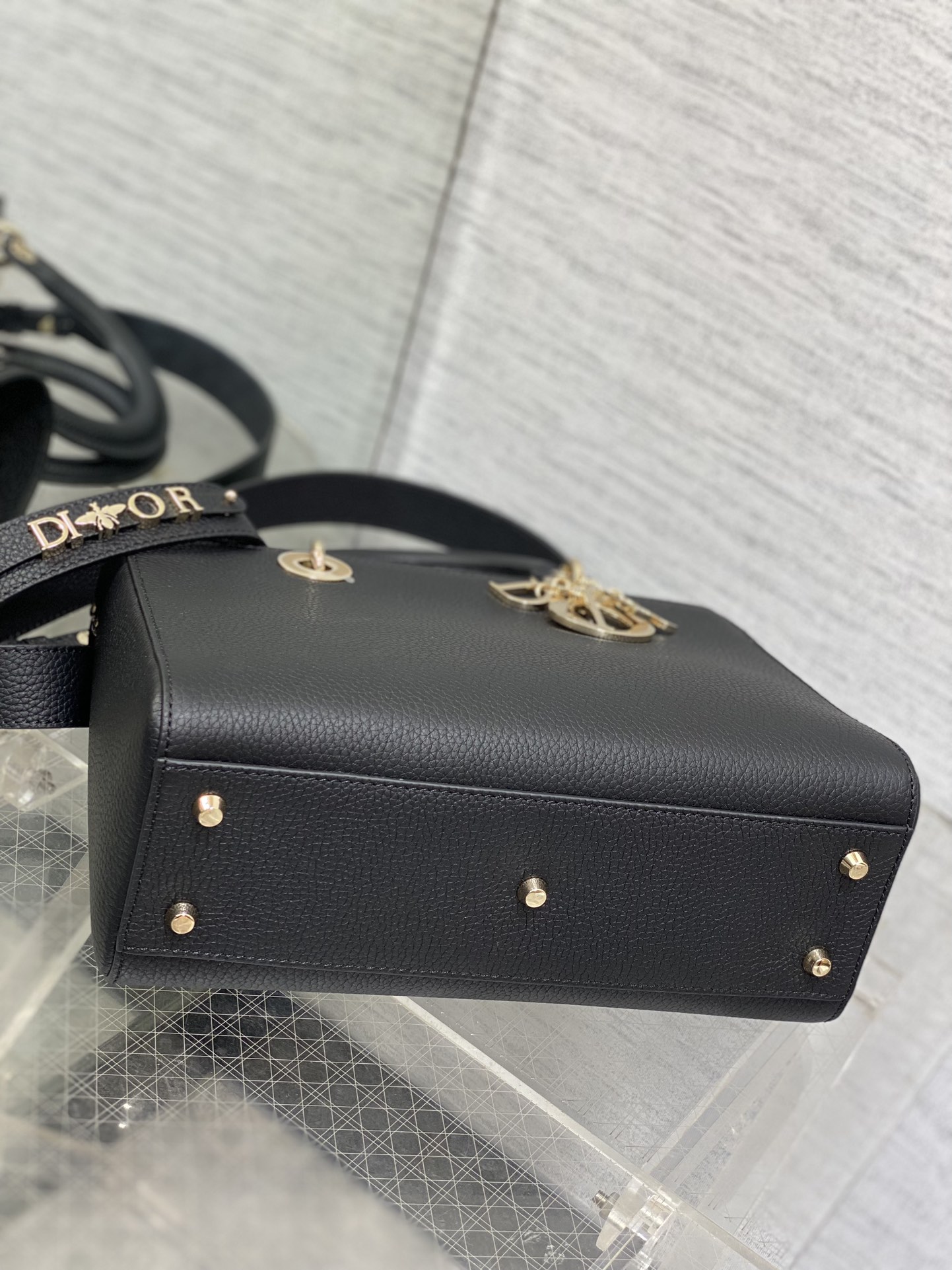 Lady D-Sire牛皮真皮酷炫黑色 DIOR高仿手提包女士包包