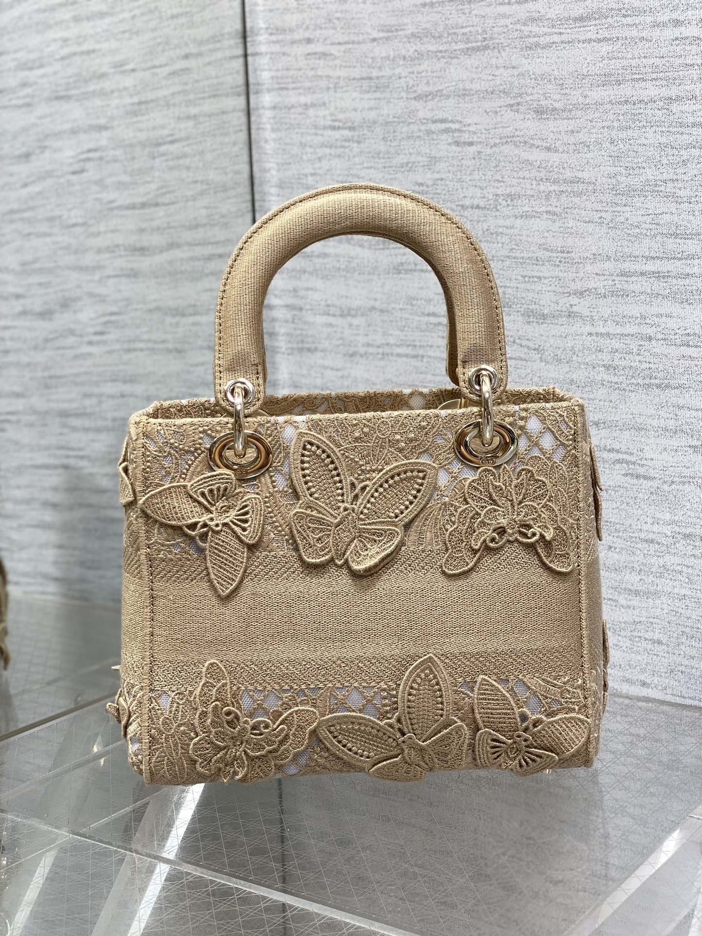 Lady系列DIOR迪奧一比一復刻專櫃同步手提包超級漂亮