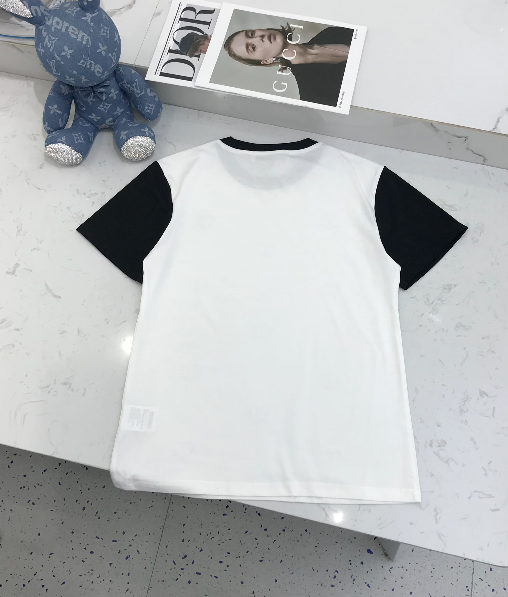 頂級高仿DIOR迪奧衣服圓領無袖北秀 黑色白色