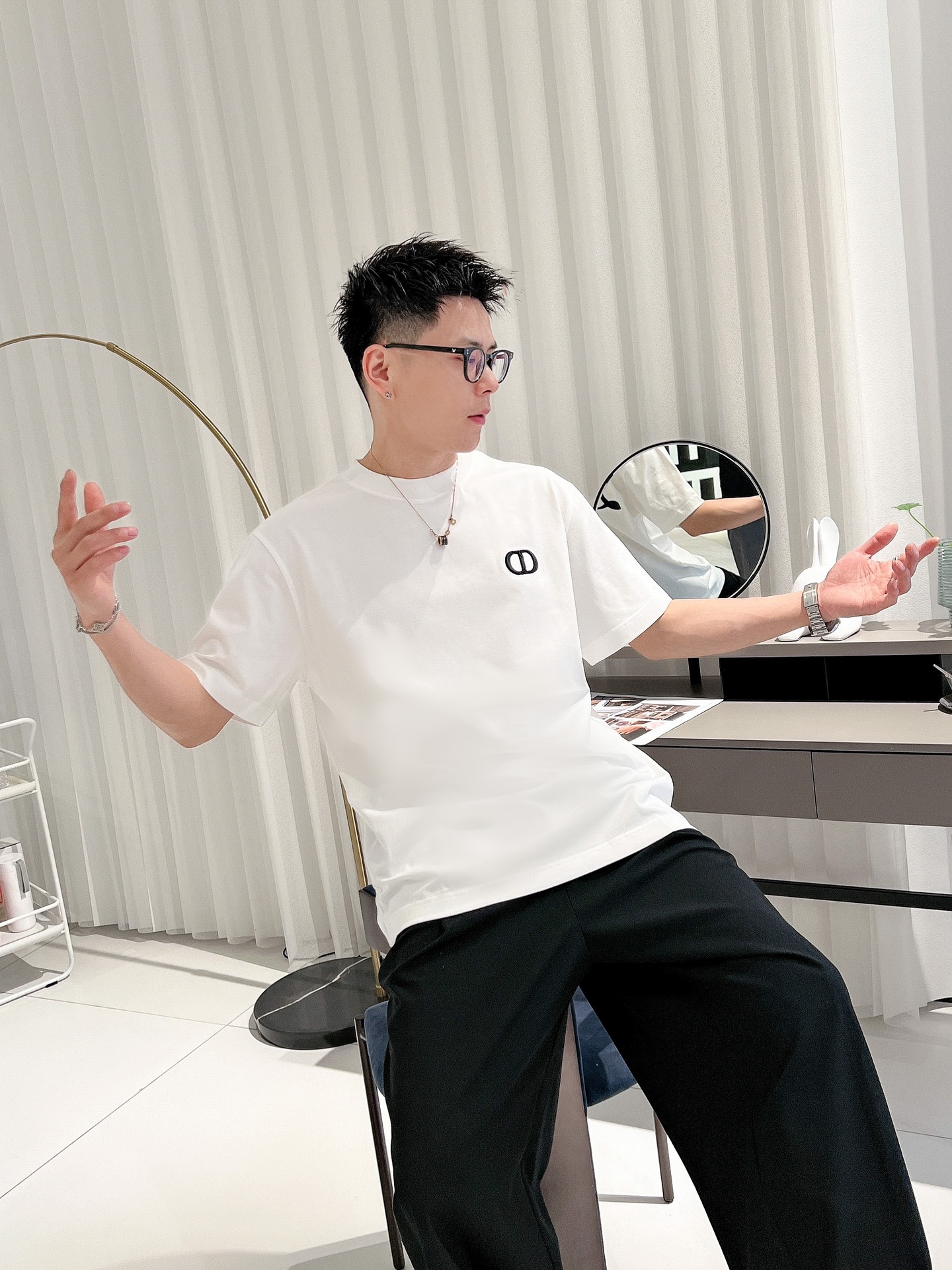 高仿男裝DIOR圓領短袖T恤專櫃同步