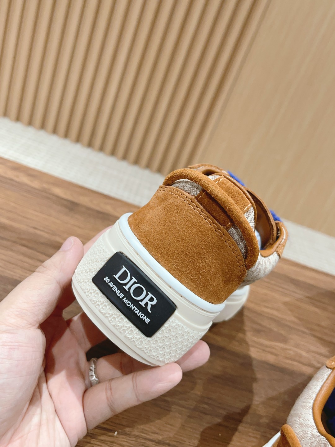 DIOR撞色鞋帶頂級復刻高仿休閒鞋