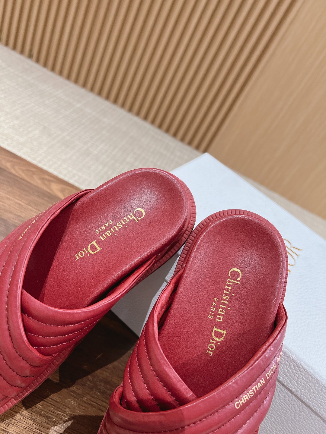 一比一原單A貨DIOR2024新款涼鞋女款拖鞋紅色