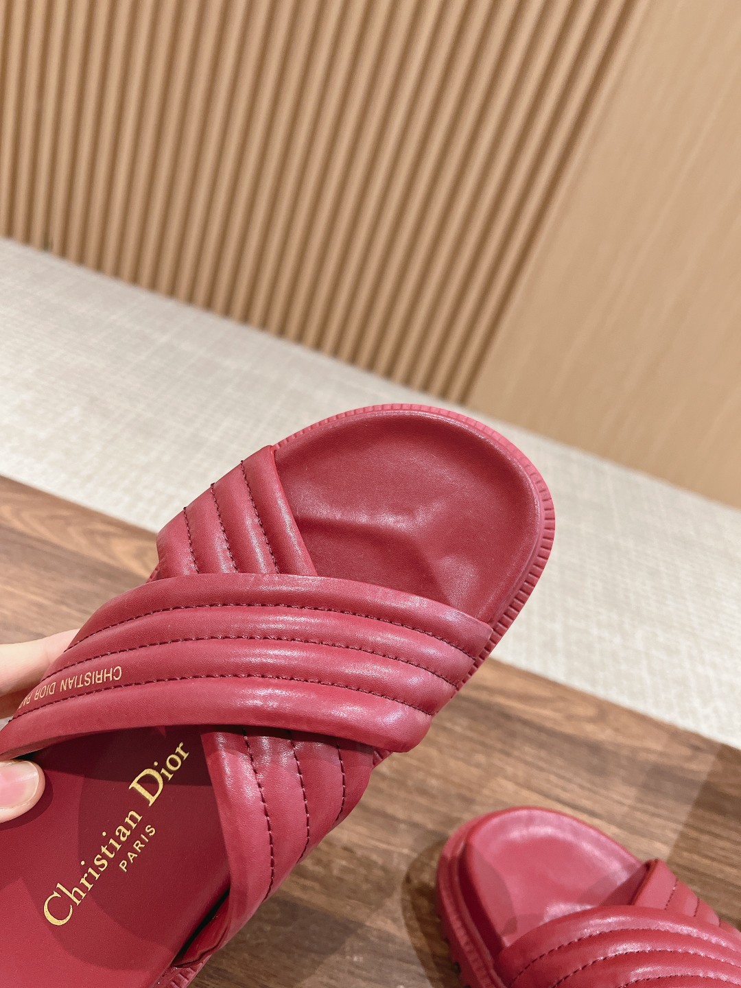 一比一原單A貨DIOR2024新款涼鞋女款拖鞋紅色