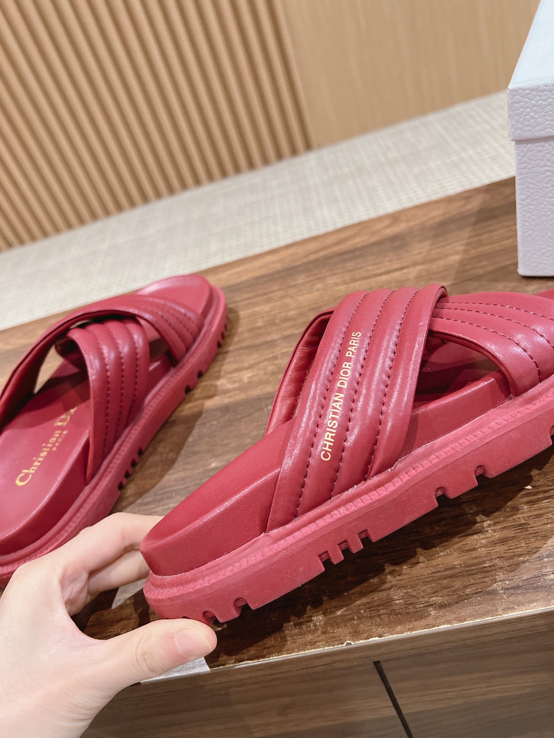 一比一原單A貨DIOR2024新款涼鞋女款拖鞋紅色