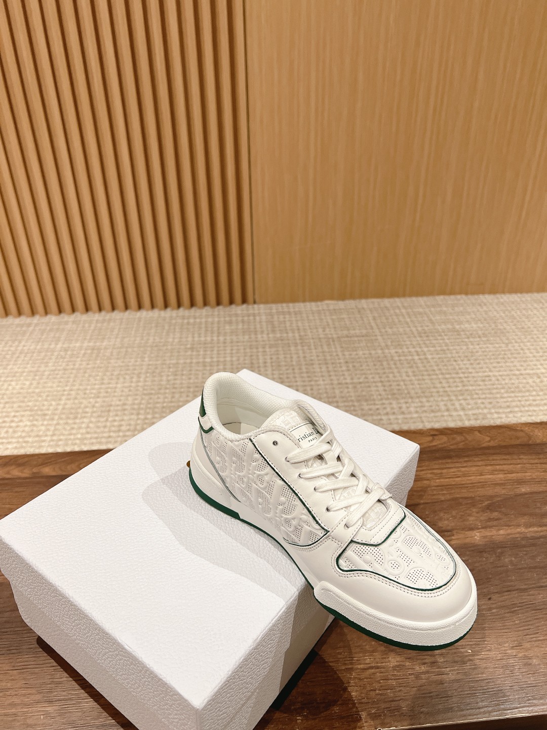 DIOR高仿one系列小白鞋女款真皮鞋 一比一付款