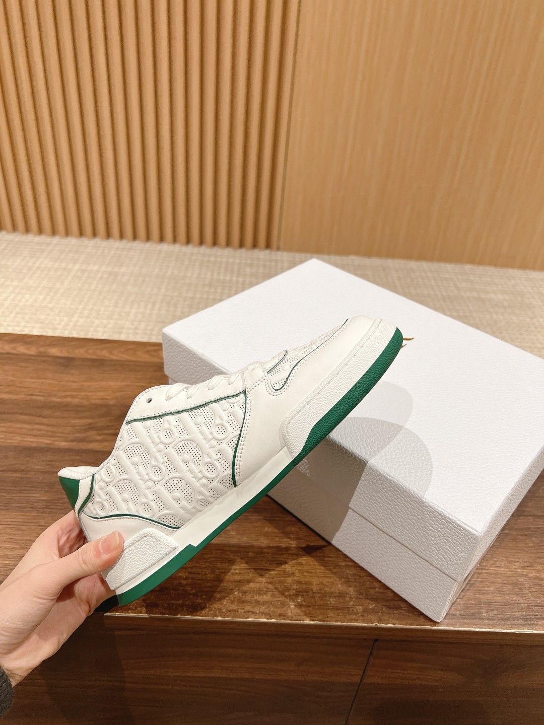 DIOR高仿one系列小白鞋女款真皮鞋 一比一付款